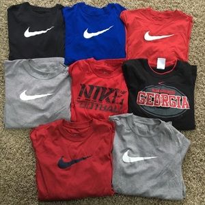 Lot of barely worn Nike youth medium tees